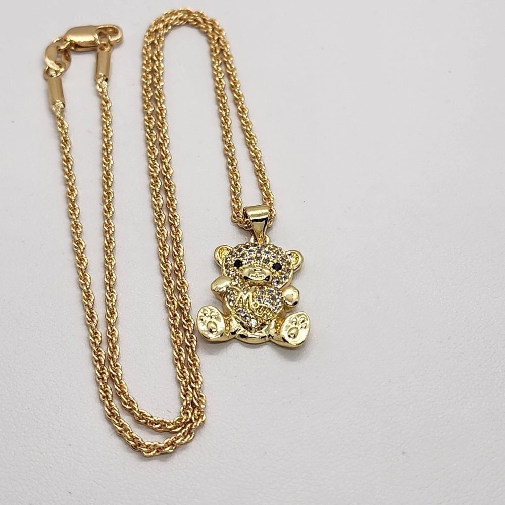 Brand New MOM Teddy Bear Necklace
